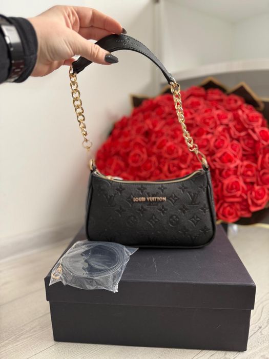 Дамски чанти тип модели.