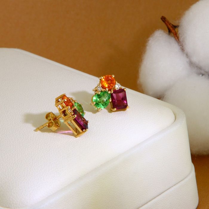 Cercei din aur 14K cu granate naturale și diamante – cadou premium