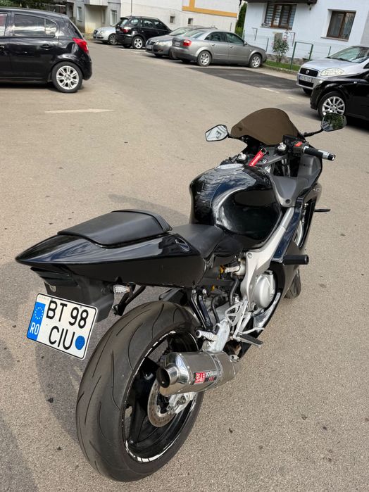 Vând Honda Cbr F4i