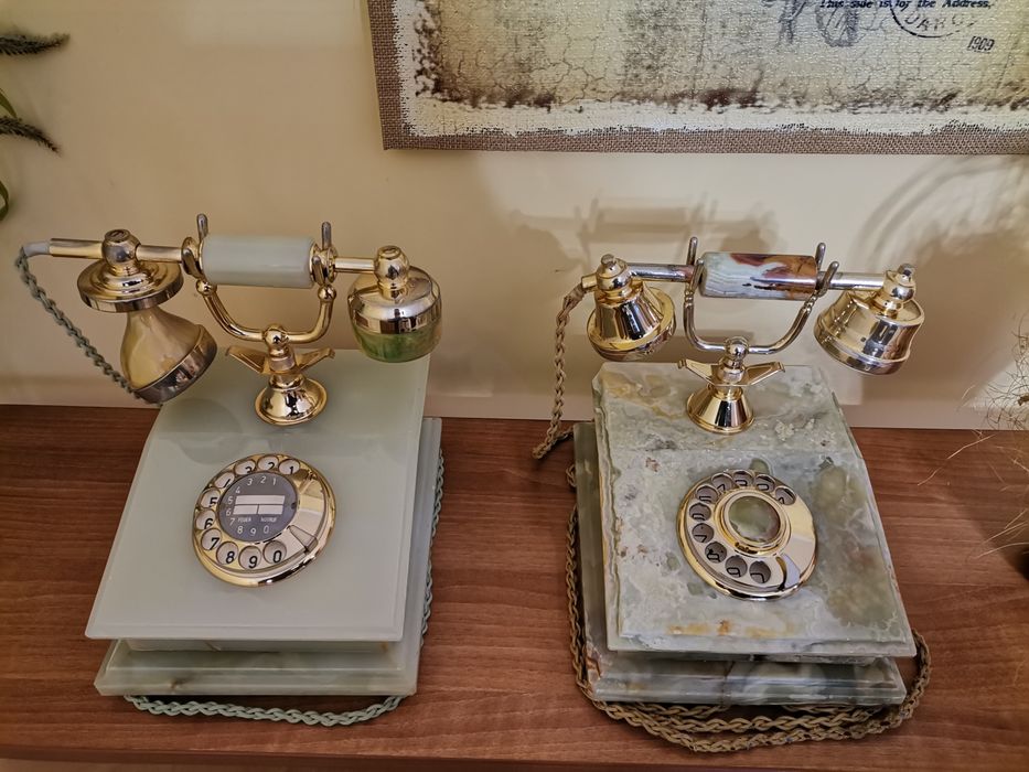 Старинен ретро домашен телефон POST DFeAp 302 от бронз и мрамор