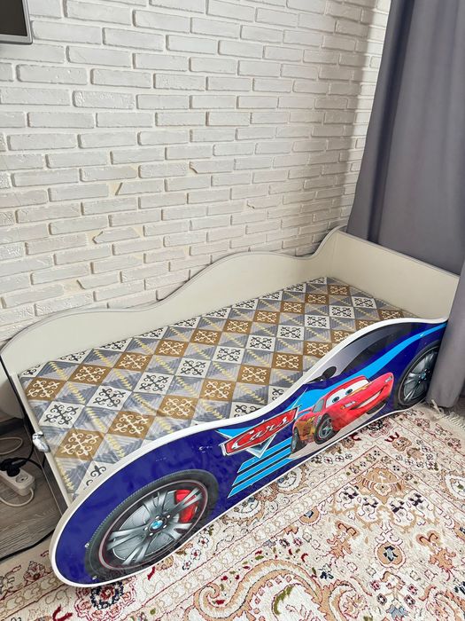 Детская кровать продам