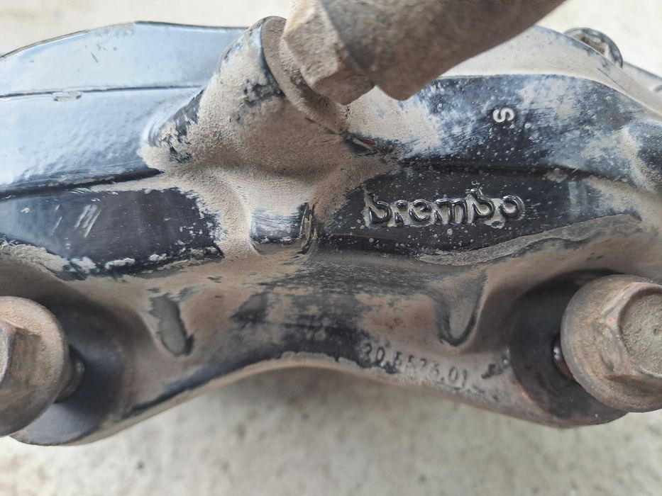 Спирачни апарати brembo bmw e38