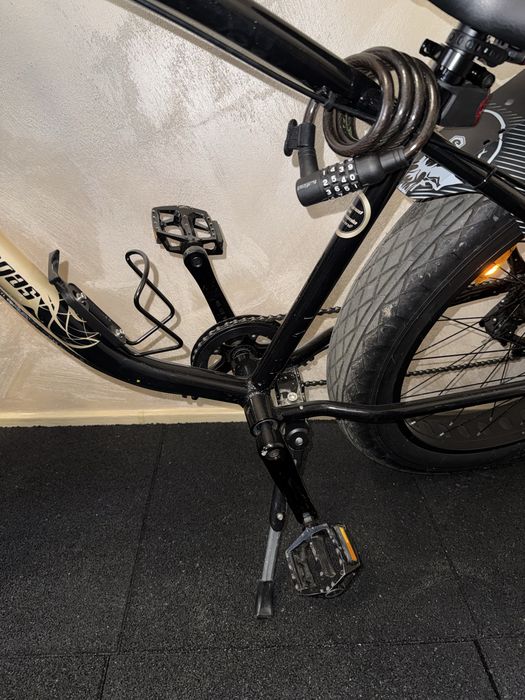 Bicicleta Pegas Cutezator EV Fat Bike 26” | 7 viteze | Ca noua | Accesorii + upgrade-uri incluse