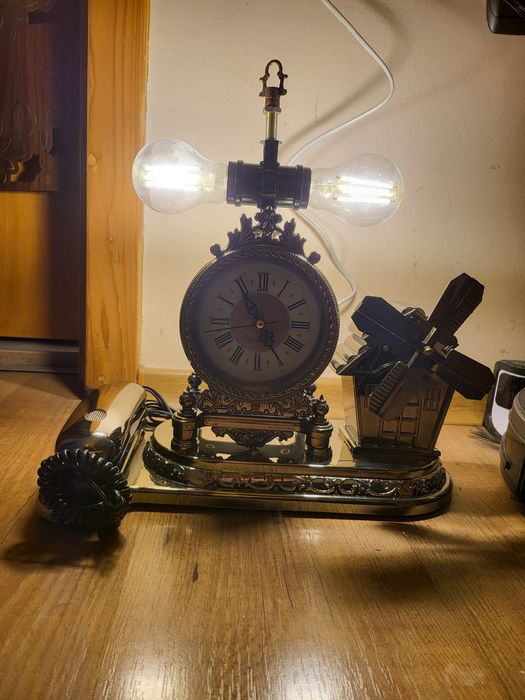 4в1 нощна Лампа-Часовник