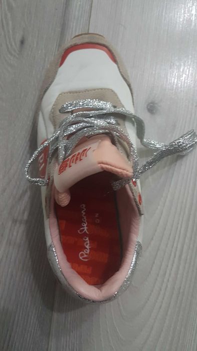 Adidași Pepe Jeans, marimea 33