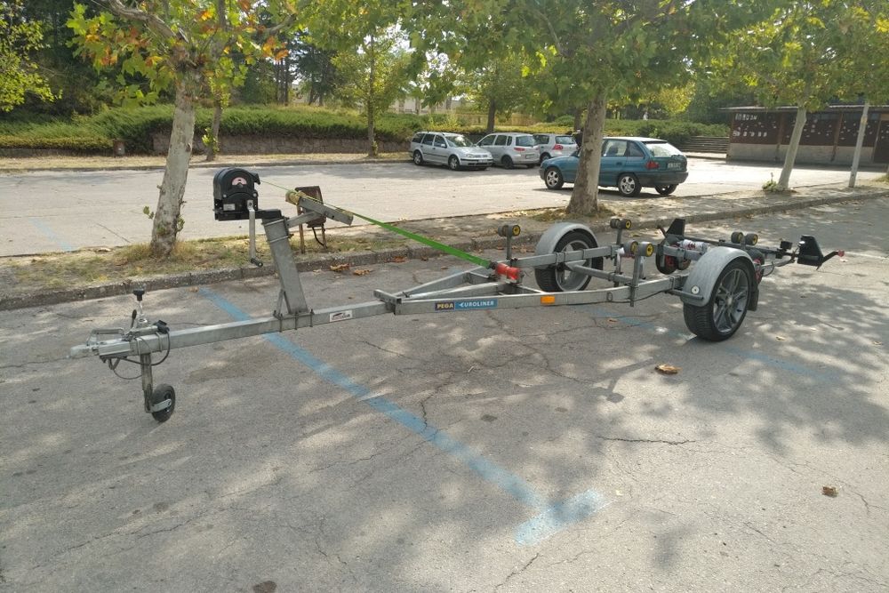 Колесар ,ремърке, лодка риболов,воблер