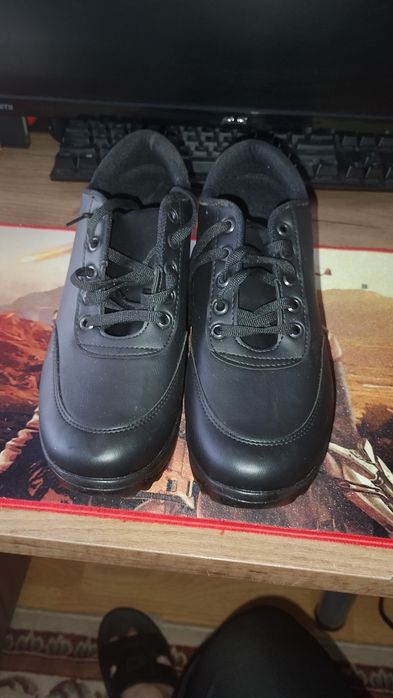 Дамски анатомични маратонки