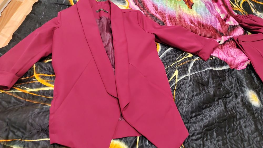 Продам Костюм двойка