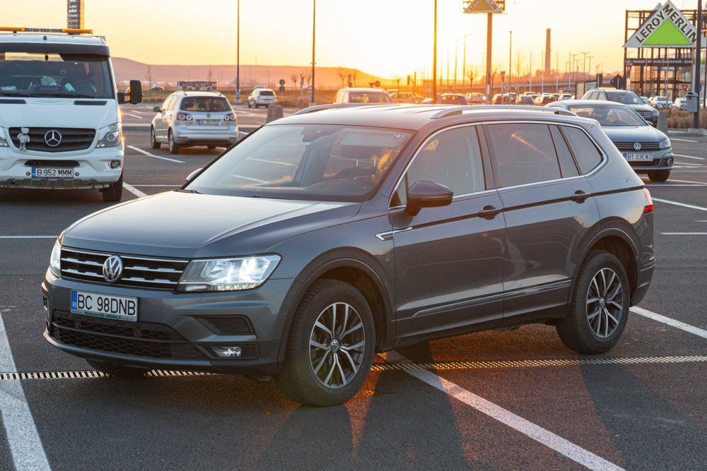 VW Tiguan Allspace 2018 DSG 7 locuri 2.0 TDI 150CP ACC Navi Mare