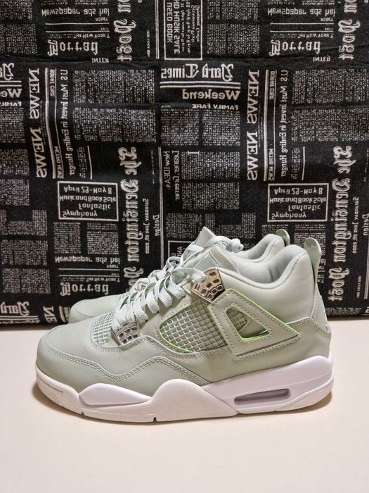 Air Jordan 4 Retro Seafoam Sail