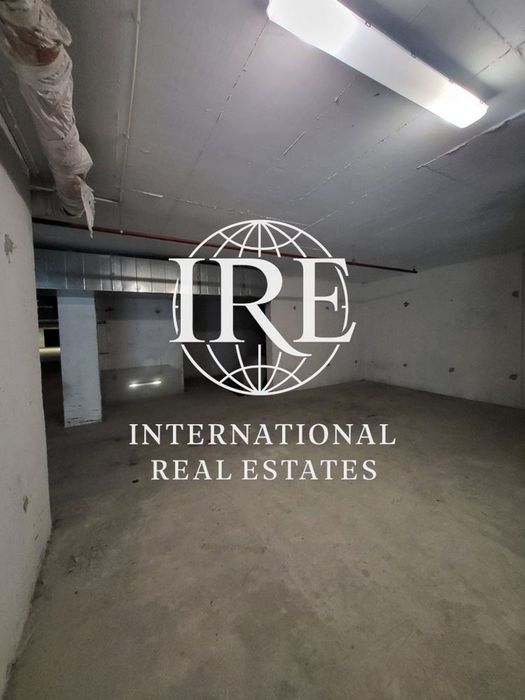 Продава се Гараж / Паркомясто в Варна, Аспарухово - 31 кв.м за 326 €/кв.м - Снимка #1