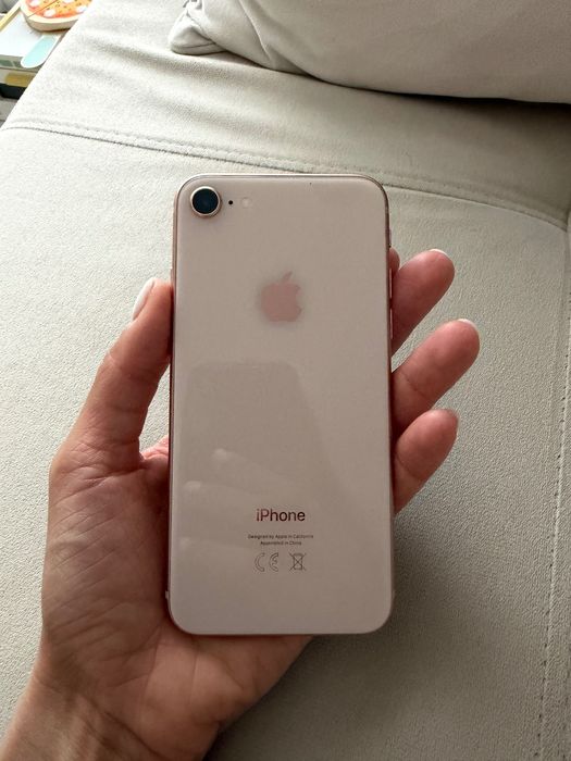 iPhone 8 64GB Розов