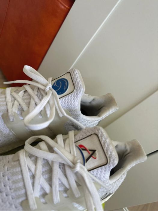 Adidas X NASA Ultra Boost 5.0 DNA, Nr 38, ca noi