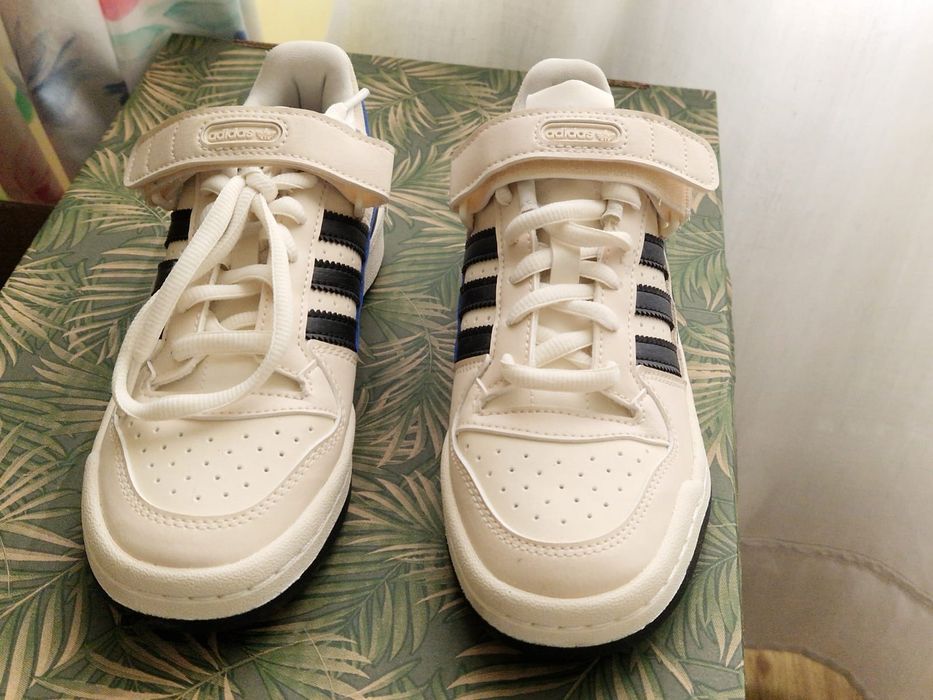 Adidasi adidas forum 36.5