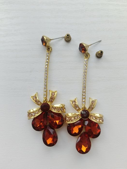 Продам бижутерию Swarovski