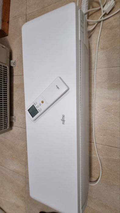 Климатик Fujitsu