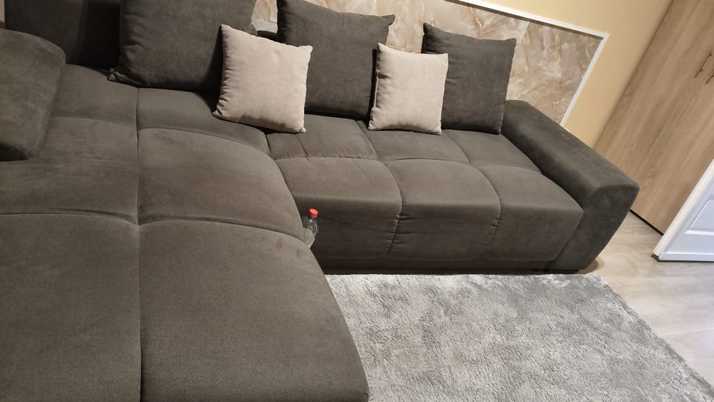 Colțar în stare excelenta