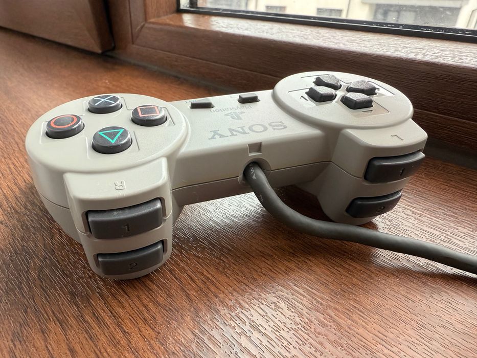 PlayStation Controller classic Gri