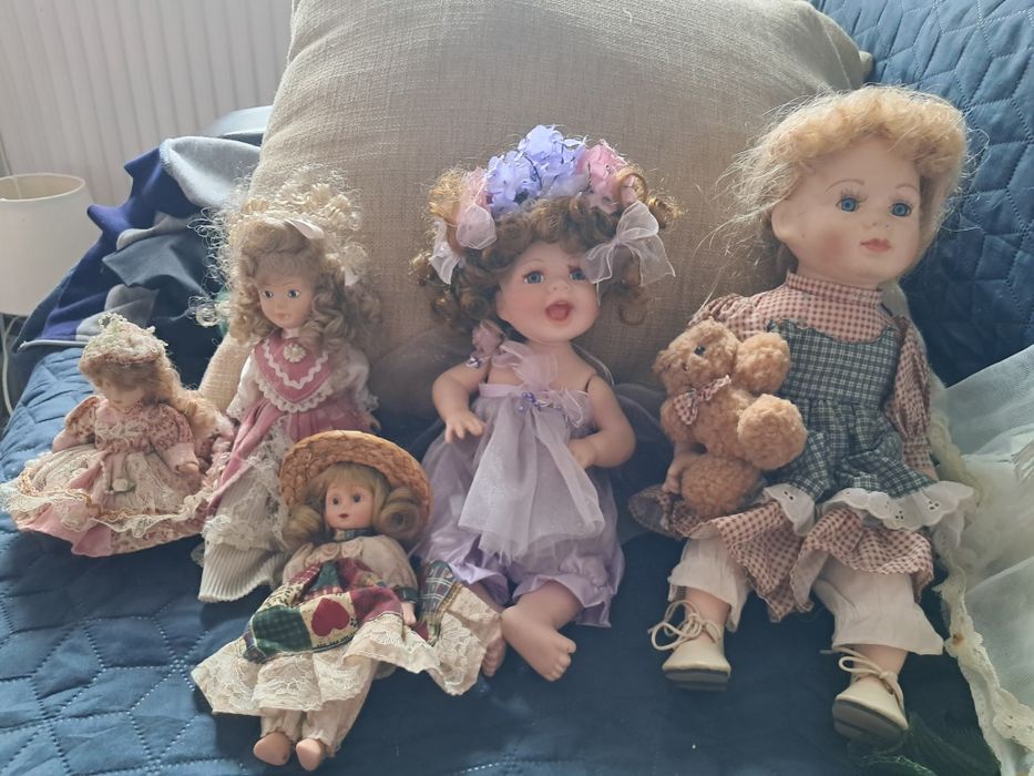 Vand Papusi Antice Păpuși din porțelan – stare buna