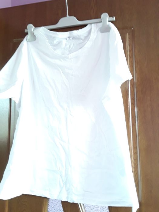 Vând Tricou Damă Mărimea XXL Nou