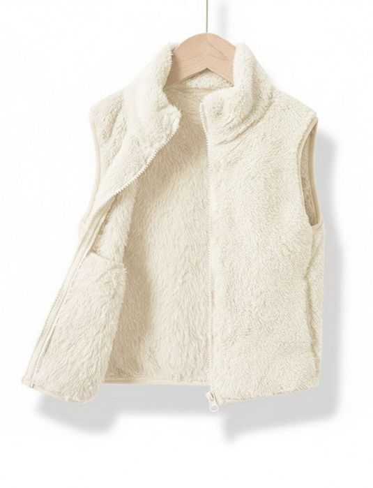 Костюм вязаный тройка на девочку