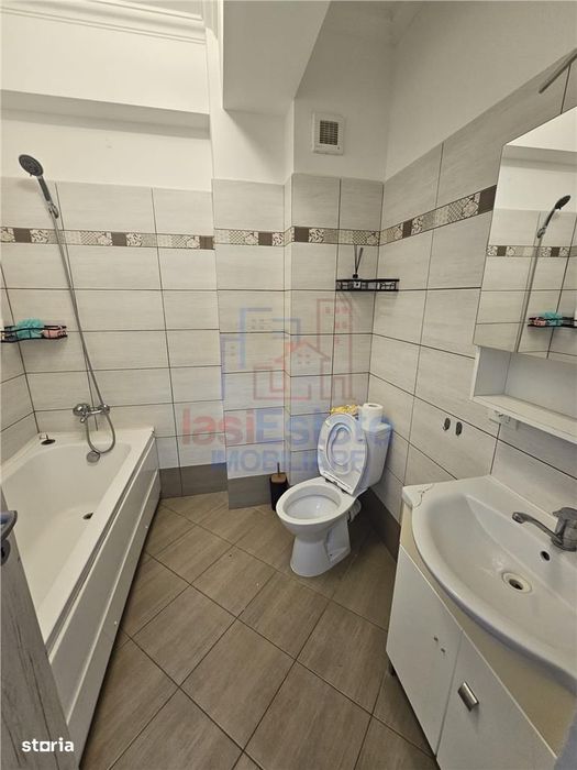 Apartament  2 D cu curte Valea Lupului