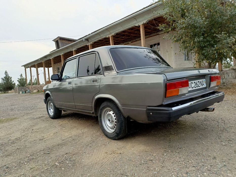 Xolati yaxshi minishga tayyor matorida ozgina ovozi bor ozgina rasxodi