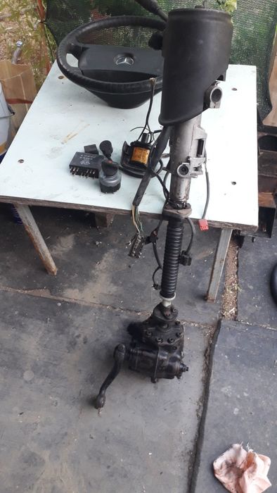 Запчасти на 124 мерседес