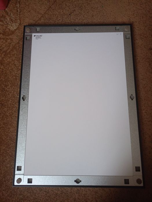 картина  чёрно-белая