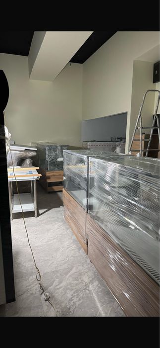 Кондитерские витрины продам