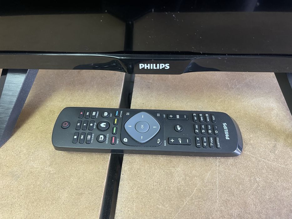 Телевизор Philips Full HD LED 32” - 32PFS4132