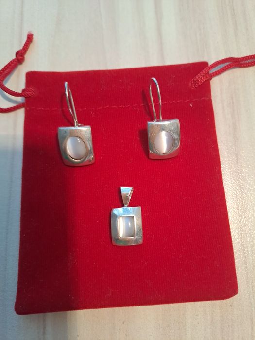 Сребърни бижута,  проба 925.