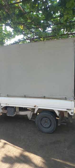 labo tent sotiladi