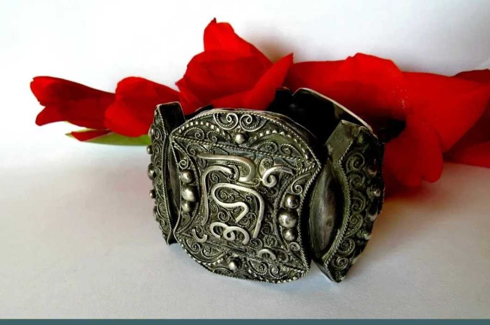 Bratara argint superba