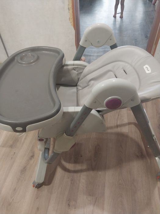 Продам стул для кормления