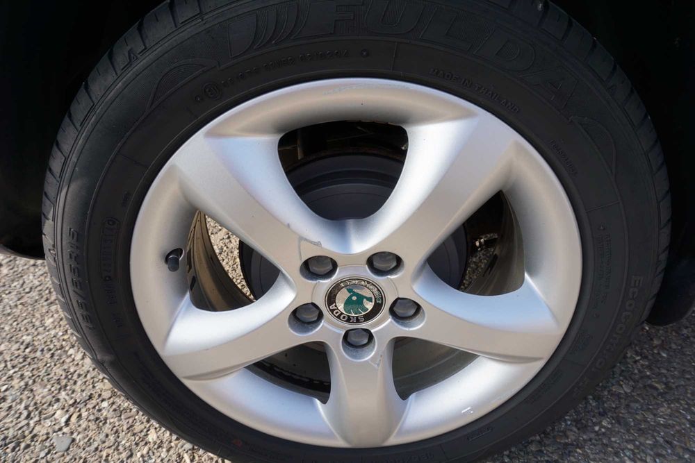 Set 20 de capacele protectie prezoane 17 si 21 mm negru, gri si crom