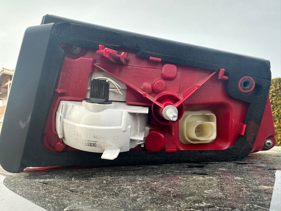 Вътрешен ляв стоп за Ауди а6 ц7