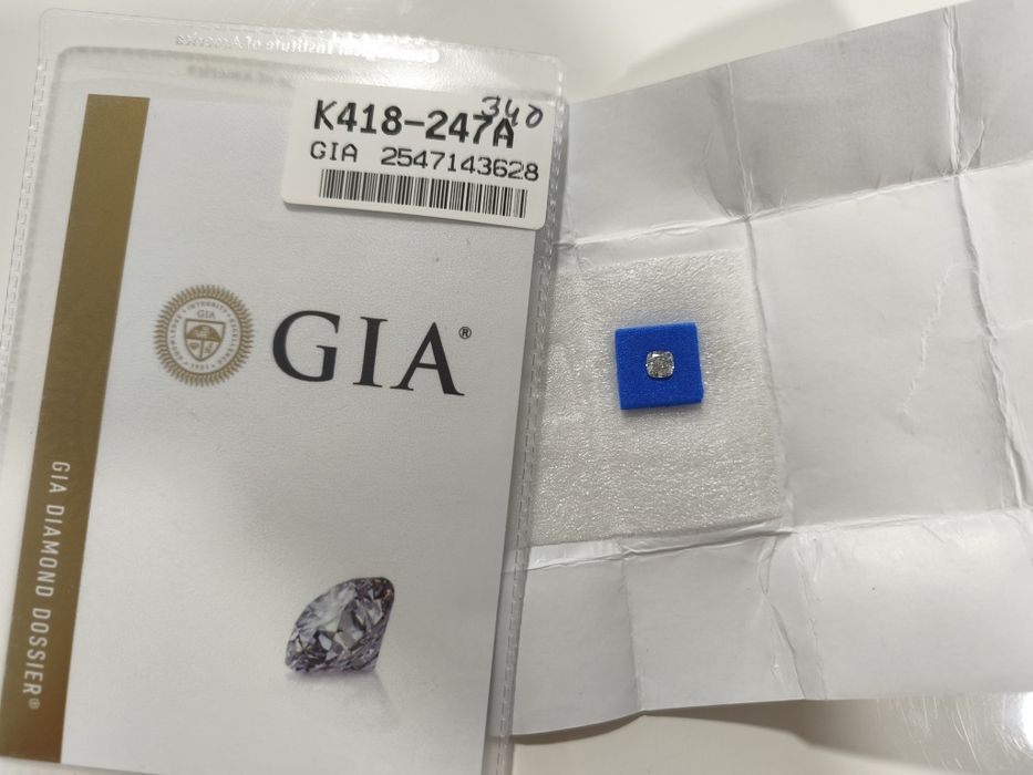 Diamant Natural 0.72 Ct | Claritate VVS1 | Certificat GIA