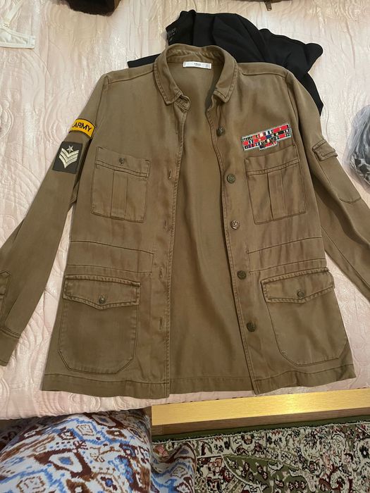 джинсовая рубашка Манго