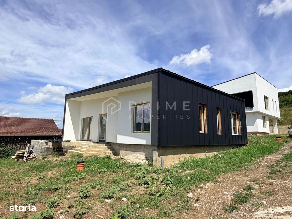 Casă modernă pe un singur nivel | Corunca – Str. Răsăritului