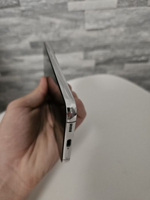 Samsung S22 Plus