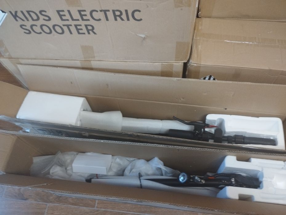 Trotineta electrica iScooter e9 noua