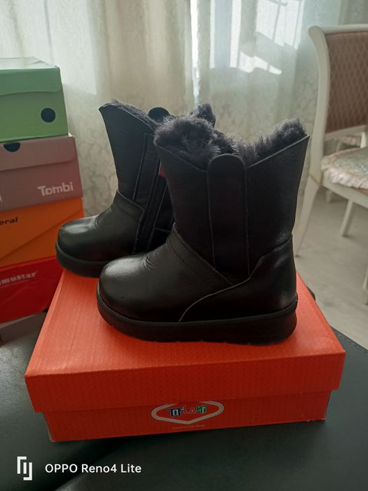 Продам обувь для мальчика.