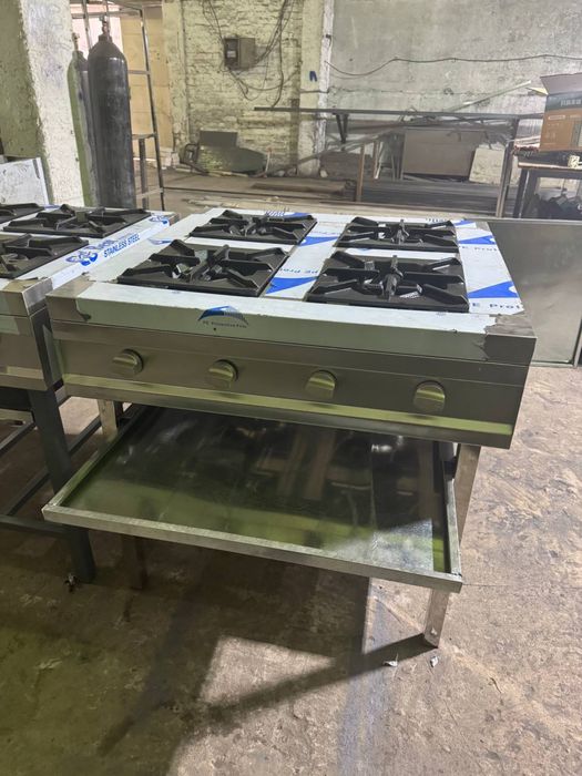 Газ плита 6х конфорочная