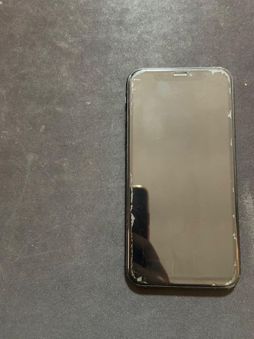 Iphone Xr 128гб 80%