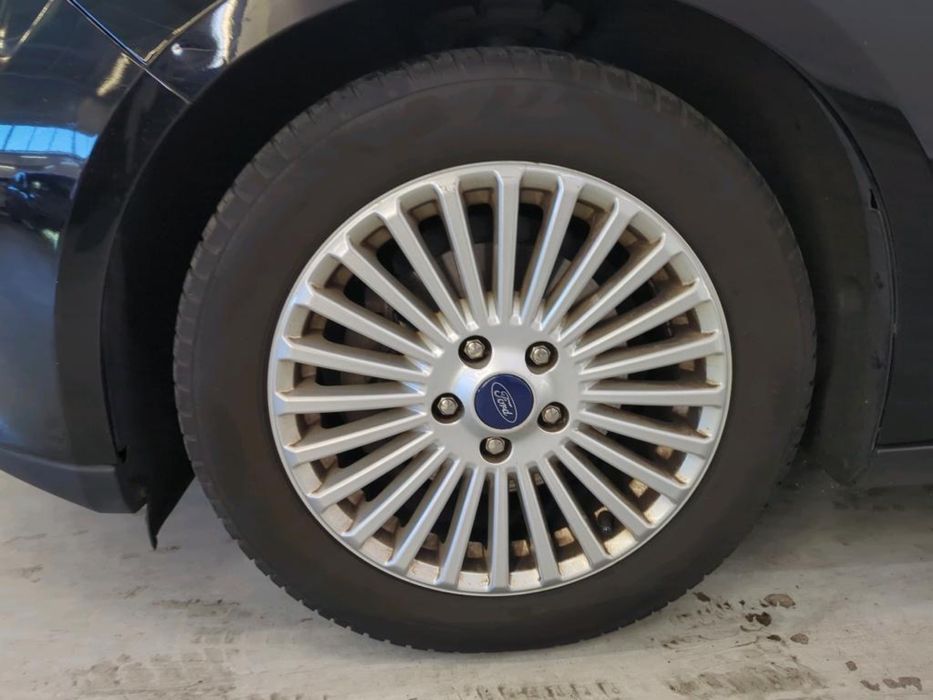 Vand Ford Focus 1.0 Benzina