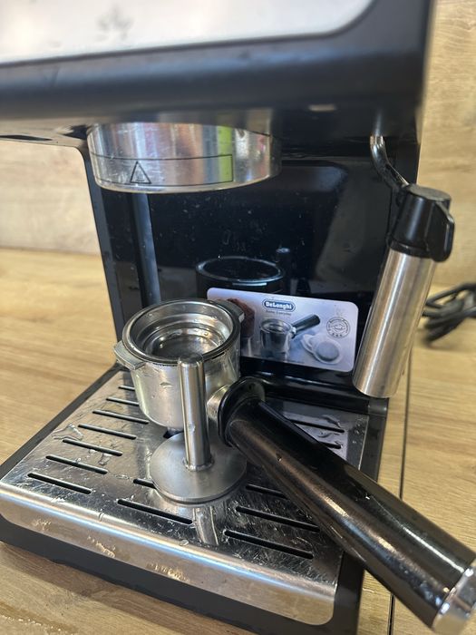 Еспресо кафемашина Delonghi