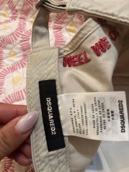 Шапка с козирка DSQUARED2