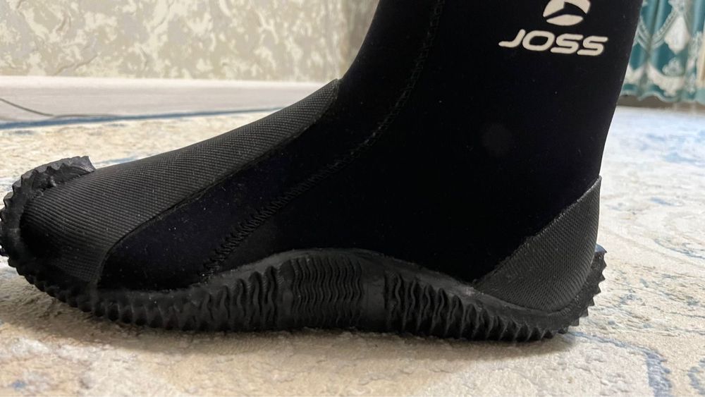 Обувь для моря продам!