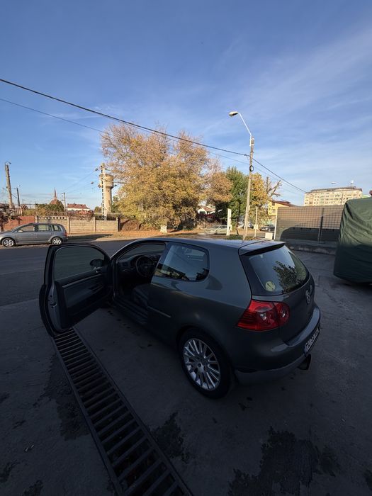 VOLKSWAGEN Golf 2004 — imagine 4
